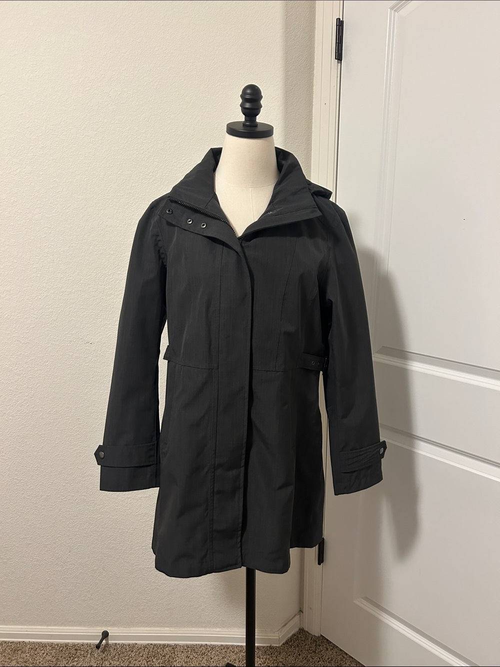 Women’s Kirkland Signature Black Gray Mid-Length Hooded Trench Coat Size Medium